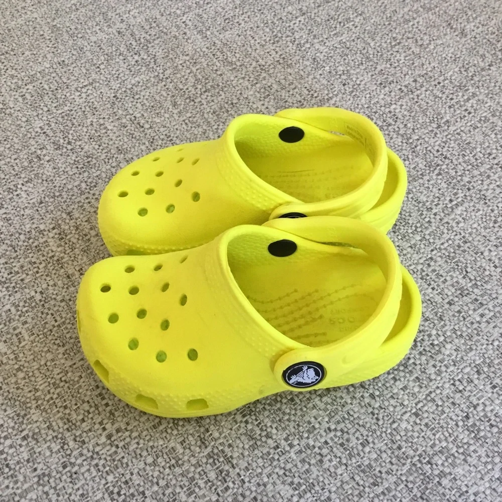 CROCS Kids Neon Yellow Classic Clog